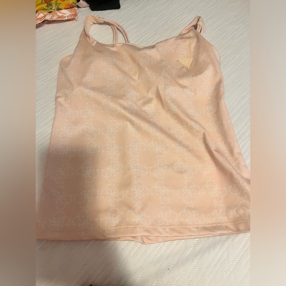 Athletic Guess Tanktop - Picture 1 of 4